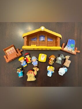 Fisher-Price Nativity Playset Figures and Stable